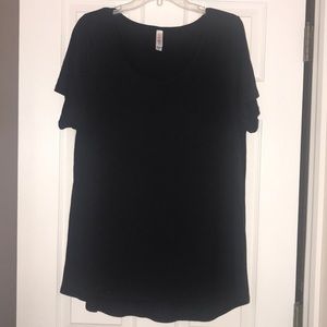 Lularoe Classic Tee
